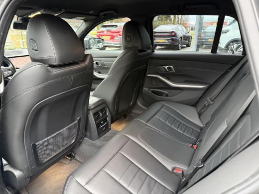 BMW 3 Serie Touring 320e Aut. Business Ed. Plus | Navi | Camera | Leder | Dravit Grau | ActivLease financial lease