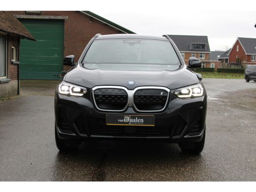 BMW iX3 M-SPORT 80 kWh SOh 100% PANO LEER PILOT ORG NL 23000KM!!! ActivLease financial lease