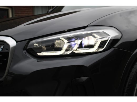 BMW iX3 M-SPORT 80 kWh SOh 100% PANO LEER PILOT ORG NL 23000KM!!! ActivLease financial lease