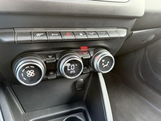 Dacia Duster 1.3 TCe 150pk Serie Limitee 15th Anniversary Trekhaak, 360 camera ActivLease financial lease