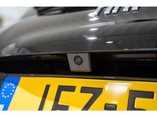 Fiat 500 La Prima 42 kWh | Camera | Climate Controle | Navigatie | Parkeersensoren | Keyless Entry & Start... ActivLease financial lease