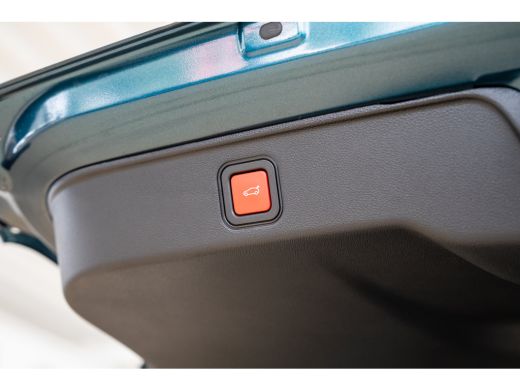 Fiat 600 1.2 145PK Hybrid La Prima | Camera | Elektrische Achterklep | Climate Controle | Navigatie | Kuns... ActivLease financial lease