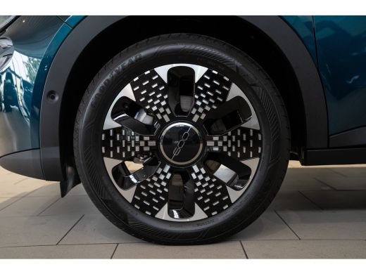 Fiat 600 1.2 145PK Hybrid La Prima | Camera | Elektrische Achterklep | Climate Controle | Navigatie | Kuns... ActivLease financial lease