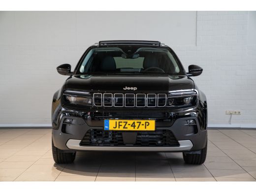 Jeep Avenger Summit 54 kWh | Panoramadak | El. Achterklep | Stoelverwarming | Navigatie | Camera | Parkeersens... ActivLease financial lease