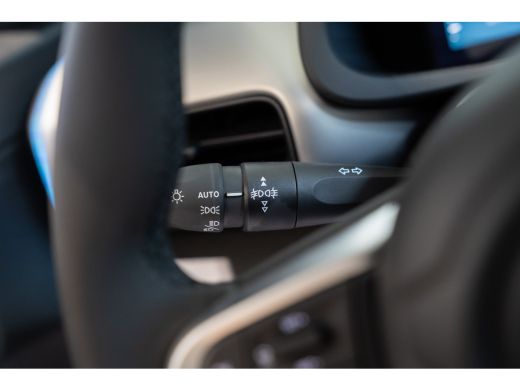 Jeep Avenger Summit 54 kWh | Panoramadak | El. Achterklep | Stoelverwarming | Navigatie | Camera | Parkeersens... ActivLease financial lease