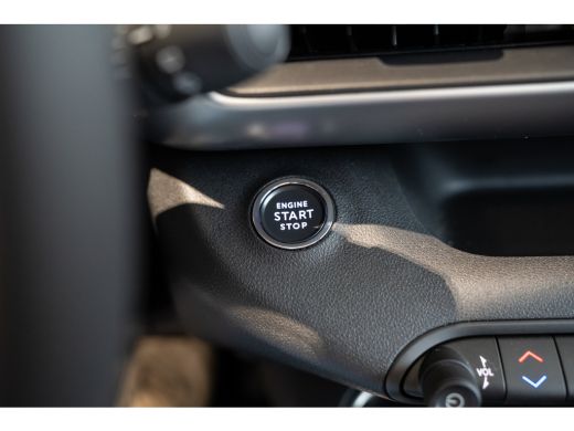 Jeep Avenger Summit 54 kWh | Panoramadak | El. Achterklep | Stoelverwarming | Navigatie | Camera | Parkeersens... ActivLease financial lease