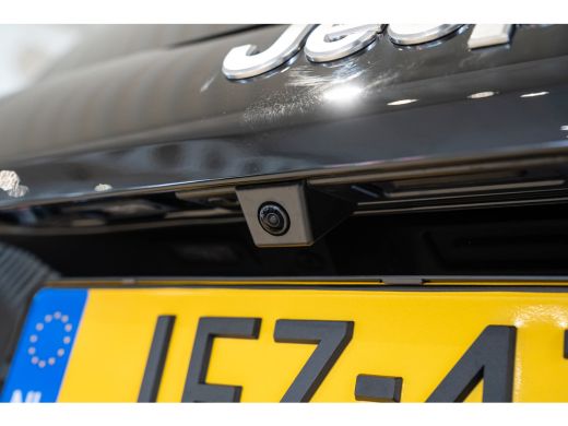 Jeep Avenger Summit 54 kWh | Panoramadak | El. Achterklep | Stoelverwarming | Navigatie | Camera | Parkeersens... ActivLease financial lease