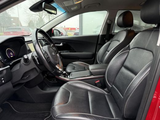 Kia e-Niro ExecutiveLine 64 kWh 3-Phase | Navi | Camera | Leder | JBL Sound | ActivLease financial lease