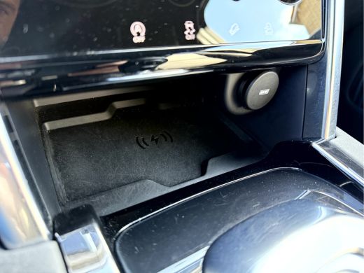 Land Rover Discovery Sport D150 2.0 R-Dynamic S NL. Auto, Navi, Camera, Trekhaak. ActivLease financial lease