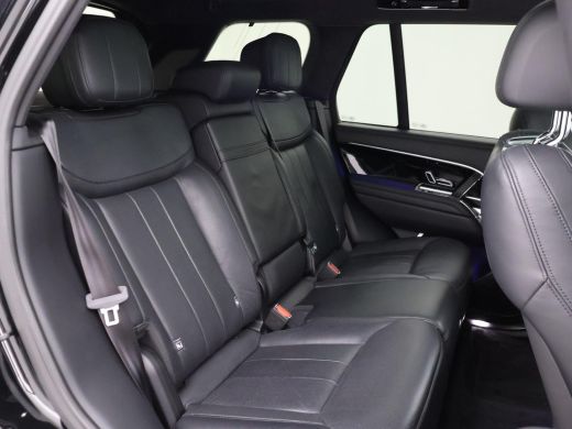 Land Rover Range Rover 3.0 D300 HSE MHEV *BTW* SHADOW PACK + MASSAGE | HEAD-UP | SFEERVERL. | KOELBOX | TREKHAAK ActivLease financial lease