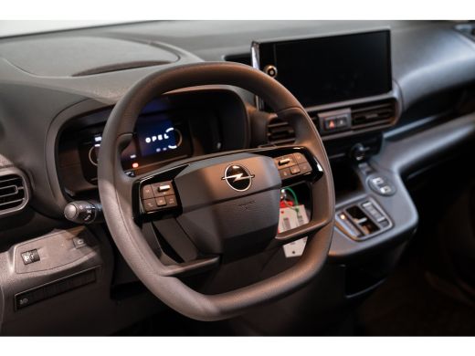 Opel Combo-e 136 L1 50kWh | 8 Jaar Garantie | Camera | Parkeersensoren | Apple Carplay & Android Auto | Laadru... ActivLease financial lease