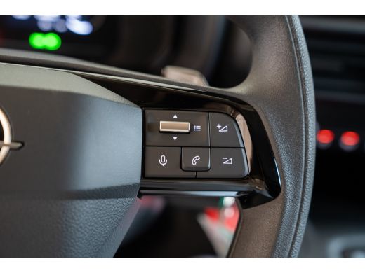 Opel Combo-e 136 L1 50kWh | 8 Jaar Garantie | Camera | Parkeersensoren | Apple Carplay & Android Auto | Laadru... ActivLease financial lease