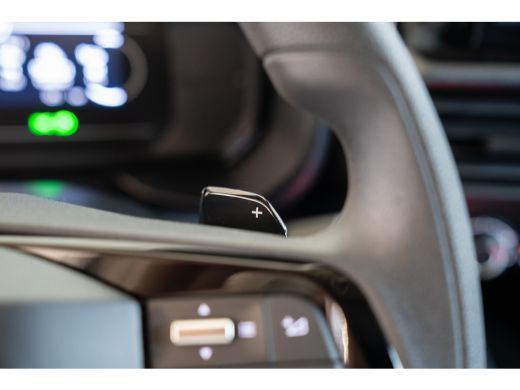 Opel Combo-e 136 L1 50kWh | 8 Jaar Garantie | Camera | Parkeersensoren | Apple Carplay & Android Auto | Laadru... ActivLease financial lease