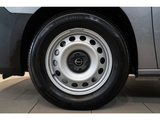 Opel Combo-e 136 L1 50kWh | 8 Jaar Garantie | Camera | Parkeersensoren | Apple Carplay & Android Auto | Laadru... ActivLease financial lease