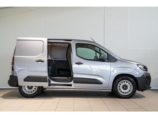 Opel Combo-e 136 L1 50kWh | 8 Jaar Garantie | Camera | Parkeersensoren | Apple Carplay & Android Auto | Laadru... ActivLease financial lease