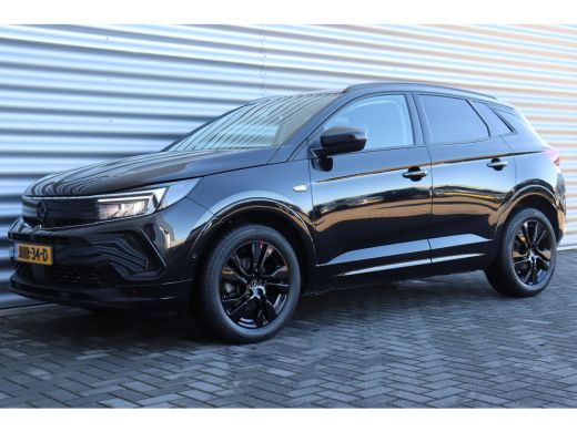 Opel Grandland 1.2 TURBO 130PK LEVEL 4 GS AUTOMAAT / NAVI / LEDER / CLIMA / LED / PDC / AGR / 18" LMV / WINTERPA... ActivLease financial lease