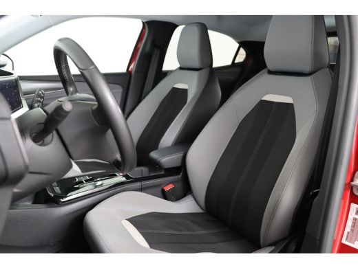 Opel Mokka-e Business Elegance 50-kWh 11kw bl. | 3-Fase | Trekhaak | Navi | LED | Clima | Camera | Cruise | Ke... ActivLease financial lease