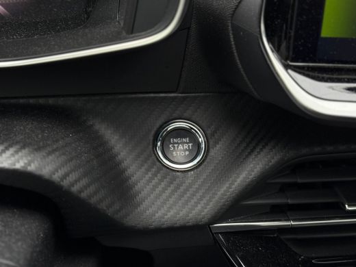 Peugeot 208 1.2 PureTech GT Pack Panoramadak | Adeptieve cruise control | Achteruitrijcamera | Keyless entry ... ActivLease financial lease