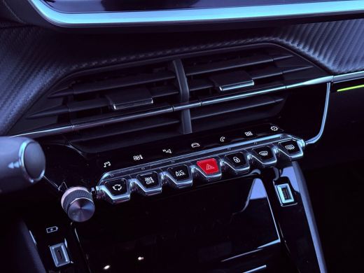 Peugeot 208 1.2 PureTech GT Pack Alcantara bekleding | Panoramadak | Adeptieve cruise control | Achteruitrijc... ActivLease financial lease