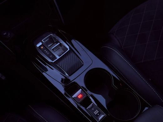 Peugeot 208 1.2 PureTech GT Pack Alcantara bekleding | Panoramadak | Adeptieve cruise control | Achteruitrijc... ActivLease financial lease