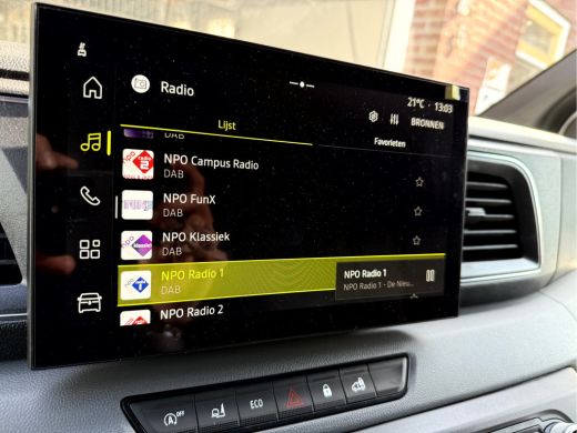 Renault Master T35 2.0 dCi 150pk L3H2 Advance 2x Schuifdeur, Trekhaak, Camera ActivLease financial lease