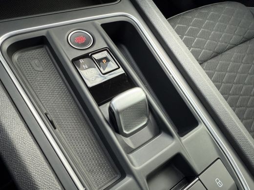 Seat Leon 1.4 TSI eHybrid PHEV FR Navi, Carplay, 18''Lmv ActivLease financial lease