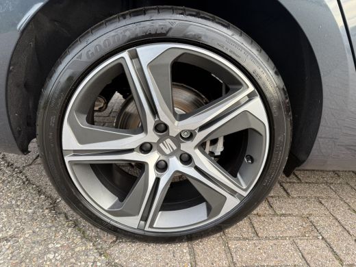 Seat Leon 1.4 TSI eHybrid PHEV FR Navi, Carplay, 18''Lmv ActivLease financial lease