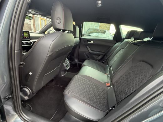 Seat Leon 1.4 TSI eHybrid PHEV FR Navi, Carplay, 18''Lmv ActivLease financial lease