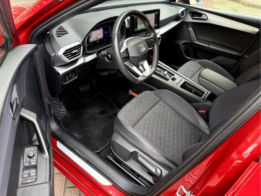 Seat Leon Sportstourer 1.5 eTSI FR Launch Edition Virt.Cockpit, 17''Lmv, App Connect, Sfeer Verlichting ActivLease financial lease