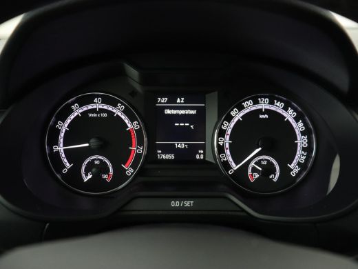 Skoda Octavia Combi 1.0 TSI Greentech Ambition Business | Trekhaak | Carplay | PDC | Navigatie | Climate contro... ActivLease financial lease