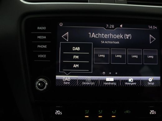 Skoda Octavia Combi 1.0 TSI Greentech Ambition Business | Trekhaak | Carplay | PDC | Navigatie | Climate contro... ActivLease financial lease