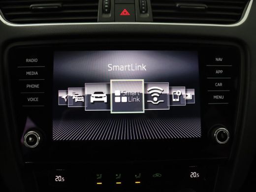 Skoda Octavia Combi 1.0 TSI Greentech Ambition Business | Trekhaak | Carplay | PDC | Navigatie | Climate contro... ActivLease financial lease