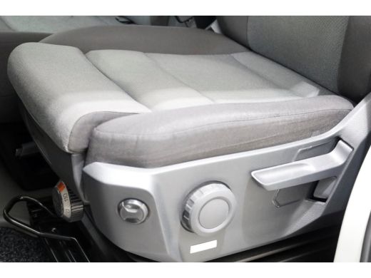 Volkswagen Crafter 50 2.0 TDI 177pk Bakwagen met laadklep 1000kg en zijdeur L443cm 06-2022 ActivLease financial lease