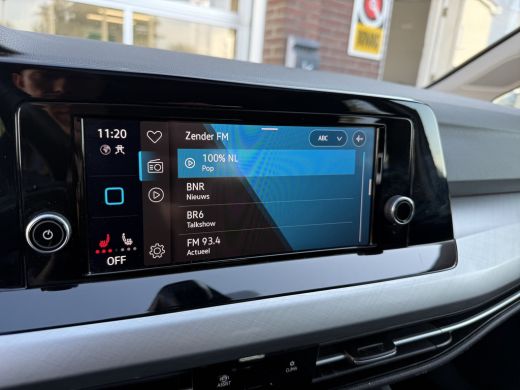 Volkswagen Golf 1.5 TSI Life Panoramadak, 18''Lmv, Winterpakket ActivLease financial lease