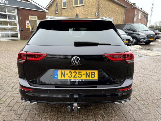Volkswagen Golf Variant Variant 1.5 TSI R-Line NL. Auto, Camera, Trekhaak, Virt. Display ActivLease financial lease