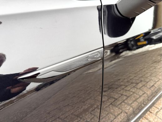 Volkswagen Golf Variant Variant 1.5 TSI R-Line NL. Auto, Camera, Trekhaak, Virt. Display ActivLease financial lease