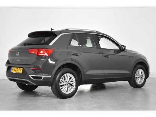 Volkswagen T-Roc 1.5 TSI Style Business Automaat | Adaptieve Cruise | Climate control | DAB+ | Carplay! ActivLease financial lease