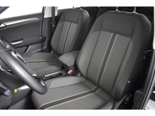 Volkswagen T-Roc 1.5 TSI Style Business Automaat | Adaptieve Cruise | Climate control | DAB+ | Carplay! ActivLease financial lease