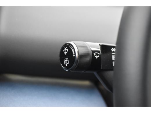 Volvo  EX30 Single Motor Extended Range Plus 69 kWh | BLIS | Achteruitrijcamera | Harman Kardon | ActivLease financial lease