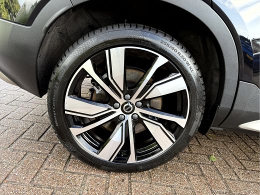 Volvo  XC40 Recharge P8 AWD R-Design SOH 92.3%, Panoramadak, Camera, 19'Lmv ActivLease financial lease