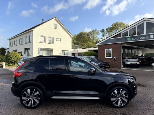Volvo  XC40 Recharge P8 AWD R-Design SOH 92.3%, Panoramadak, Camera, 19'Lmv ActivLease financial lease