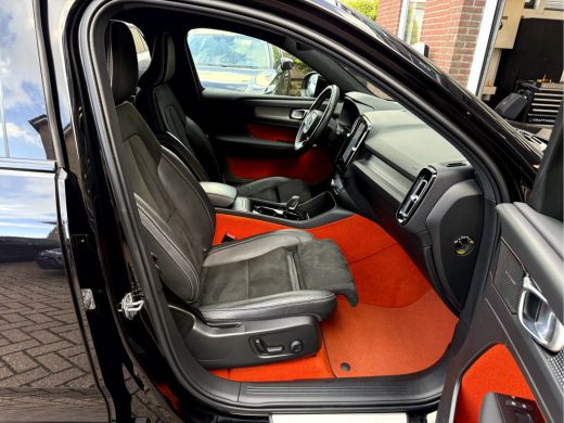 Volvo  XC40 Recharge P8 AWD R-Design SOH 92.3%, Panoramadak, Camera, 19'Lmv ActivLease financial lease