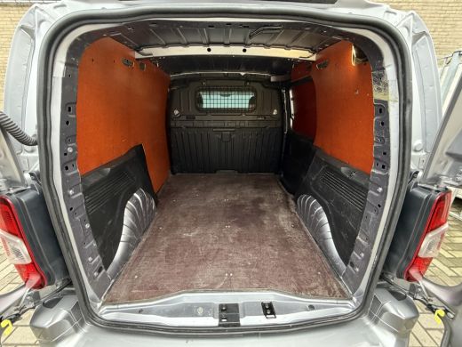 Peugeot Partner 1.5 BlueHDI 131PK Euro 6 Premium Cruise control/CarPlay/Navigatiesysteem ActivLease financial lease