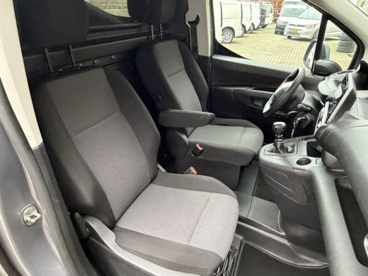 Peugeot Partner 1.5 BlueHDI 131PK Euro 6 Premium Cruise control/CarPlay/Navigatiesysteem ActivLease financial lease