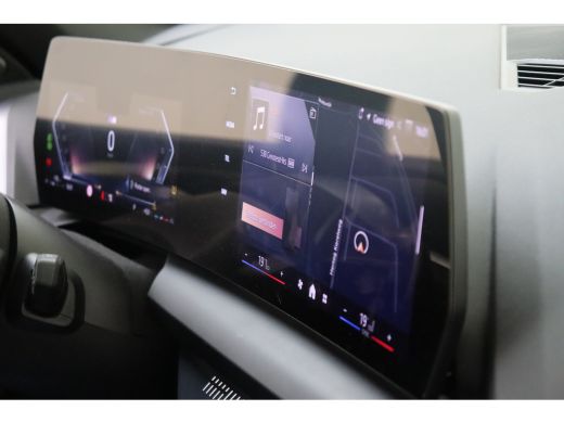 BMW 1 Serie 120 M Sport Automaat / Sportstoelen / Achteruitrijcamera / M Adaptief onderstel / Comfort Access ... ActivLease financial lease