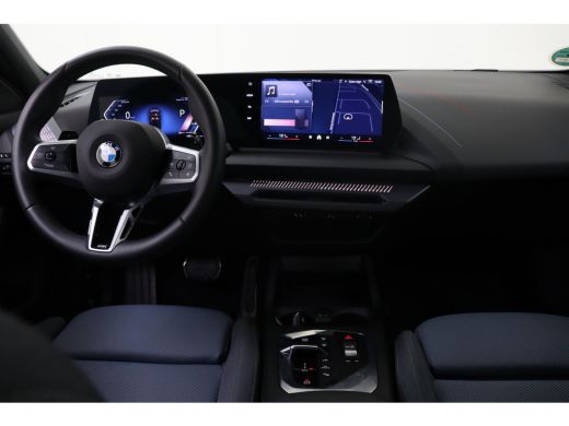 BMW 1 Serie 120 M Sport Automaat / Sportstoelen / Achteruitrijcamera / M Adaptief onderstel / Comfort Access ... ActivLease financial lease