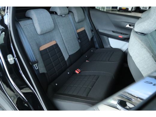 Citroën C3 Aircross 1.2 Hybrid 145pk Plus | 8 Jaar Garantie | Camera | Carplay | Climate | LED | Cruise Control ActivLease financial lease