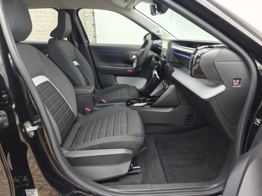 Citroën &euml;-C3 Plus 113pk Comfort Range 44 kWh | Airco | Apple Carplay/Android Auto|telefoonintegratie premium |... ActivLease financial lease