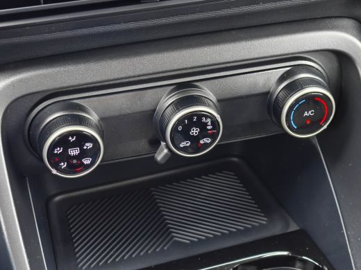 Citroën &euml;-C3 Plus 113pk Comfort Range 44 kWh | Airco | Apple Carplay/Android Auto|telefoonintegratie premium |... ActivLease financial lease