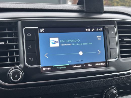 Citroën &euml;-Jumpy 75 kWh / 1e EIG. / L2H1 / 100% ELEKTRISCH / TREKHAAK / INRICHTING / AIRCO / CRUISE / NAVI / APPLE... ActivLease financial lease